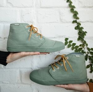 Bangs High Top Sneakers (Sage Green) NWT (Women's 7.5/Mens 6)